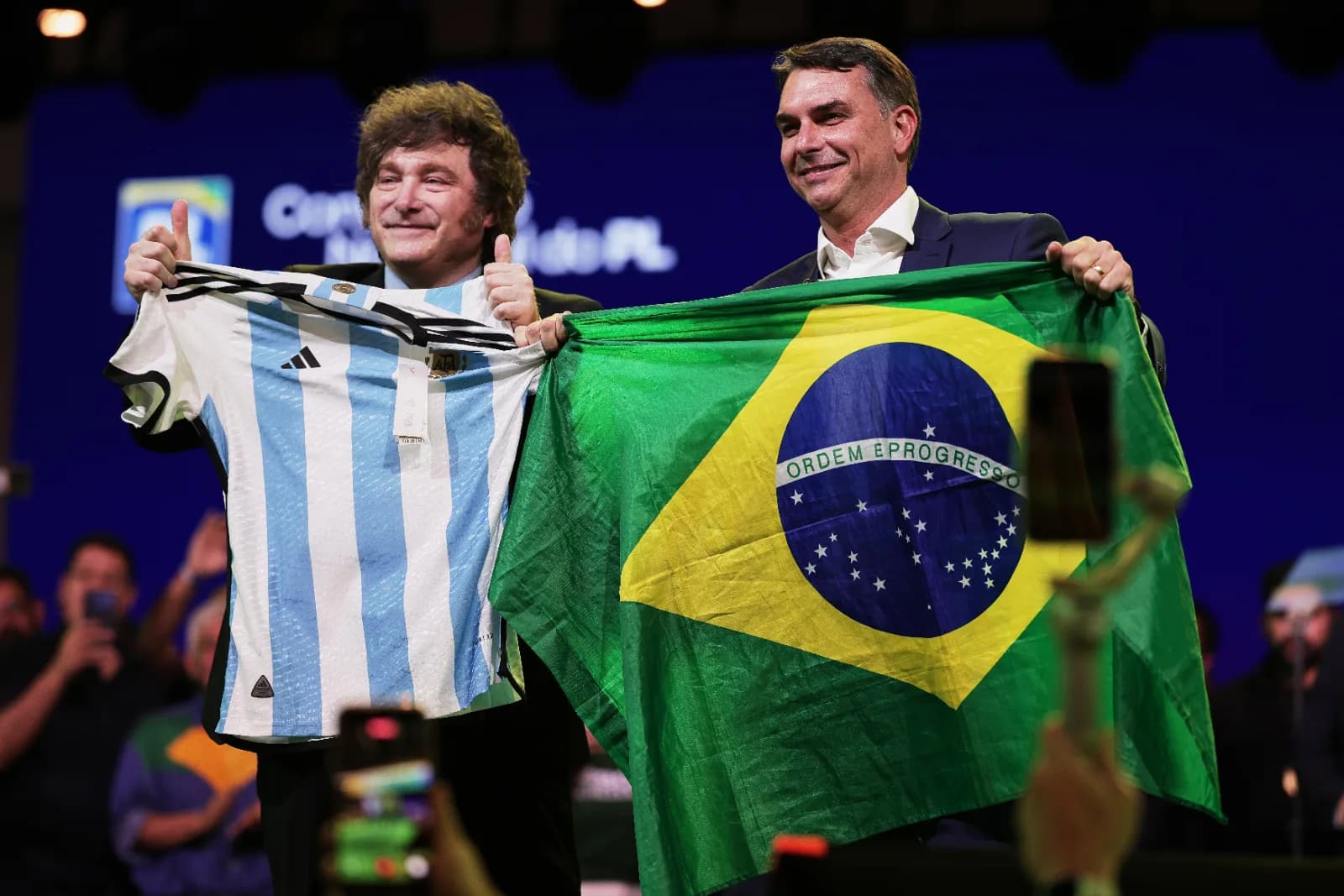 Chanceler argentino diz que Milei não pretende romper relação com o Brasil