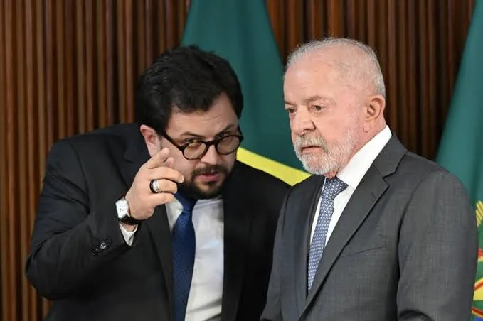 PF investiga elo entre lobista, filho de Lula e ex-chefe de gabinete em contratos com o governo