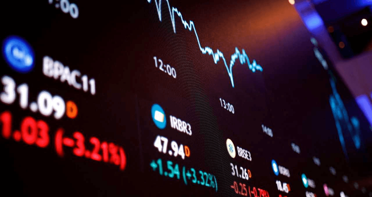 Ibovespa fecha em leve alta e dólar sobe a R$5,19 em meio à tensão entre EUA e Irã