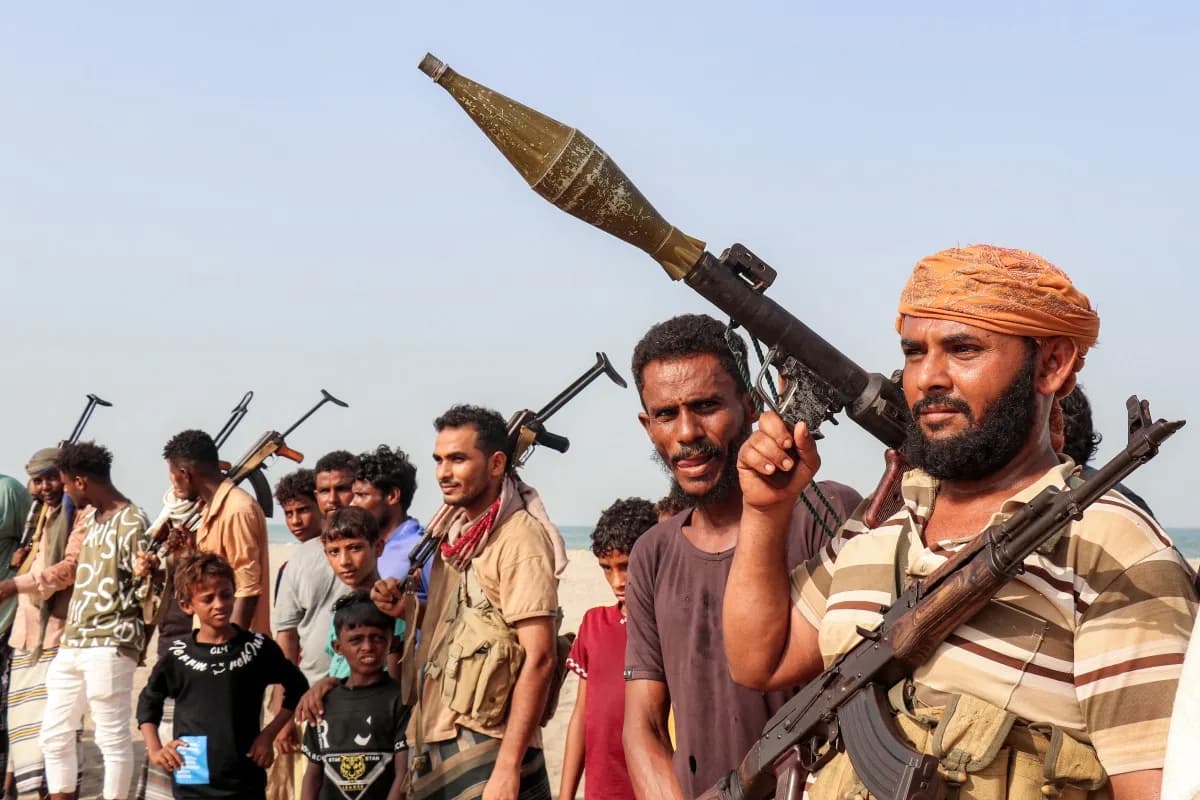 Houthis do Iêmen anunciam bloqueio marítimo contra a Arábia Saudita