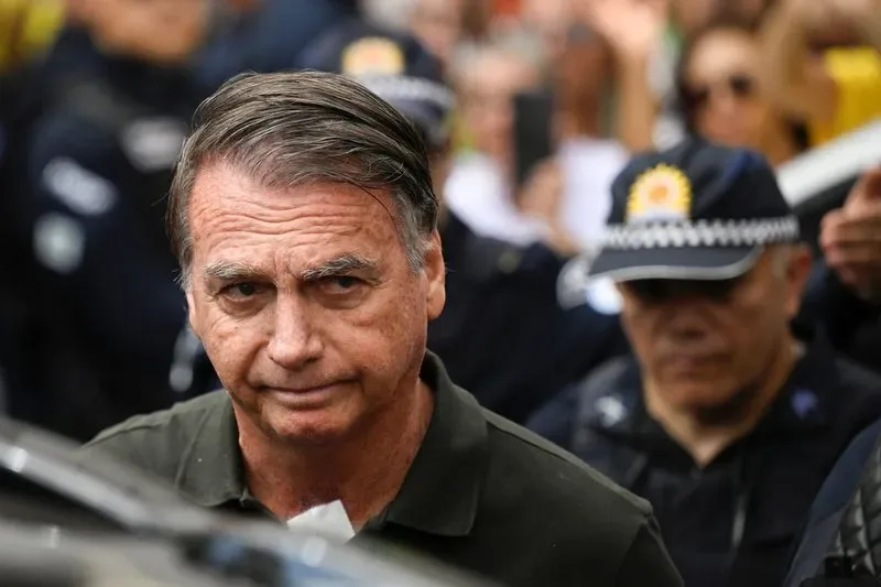 Moraes autoriza Bolsonaro a receber até dez convidados no aniversário da filha