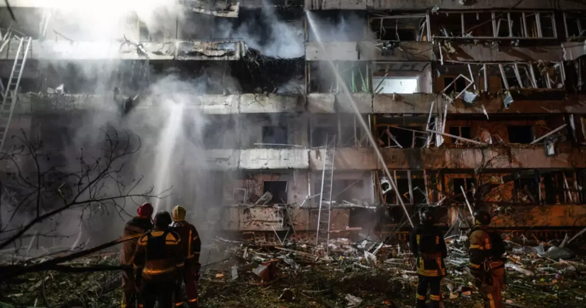 Ataques russos deixam ao menos 6 mortos e 600 mil sem luz na Ucrânia