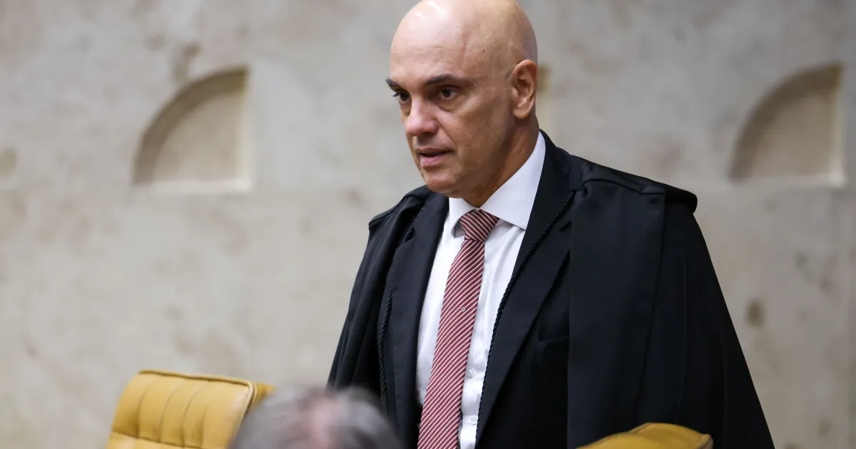 Moraes acusa Mendonça de proteger "grupo político" e reforça pedido de acesso a dados de Vorcaro