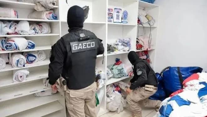 Dez integrantes da torcida organizada do Bahia são presos por tortura