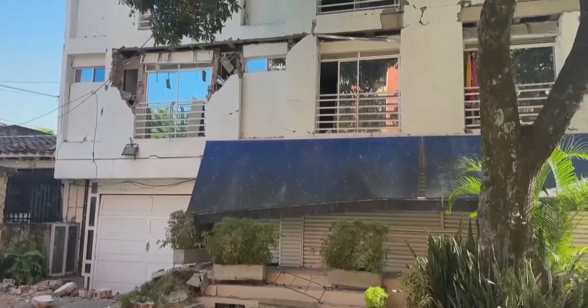 Terremoto de 7,4 na Colômbia danifica seis aeroportos e derruba prédios em Cali