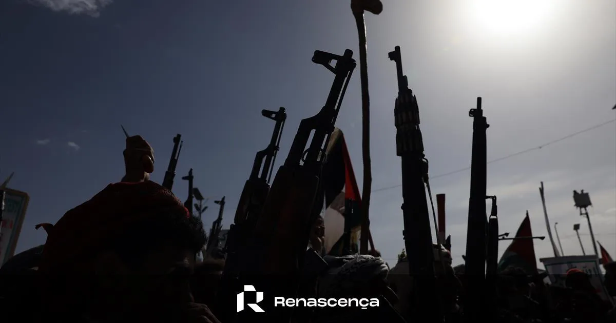 Ataque houthi a instalações de energia na Arábia Saudita deixa 73 feridos