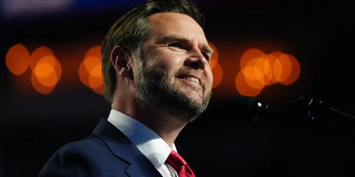 Vance discursa em convenção republicana e plateia grita seu nome para 2028