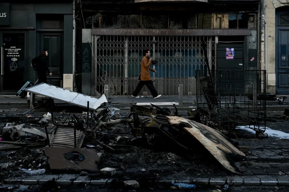 Protestos na França têm primeira morte confirmada e mais de 500 policiais feridos