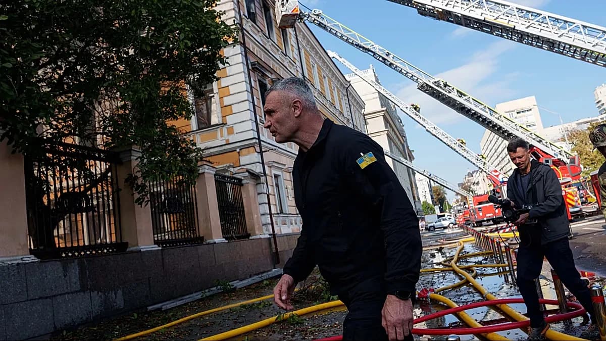 Rússia ataca segunda ponte de Kiev em dois dias e eleva tensão na capital ucraniana