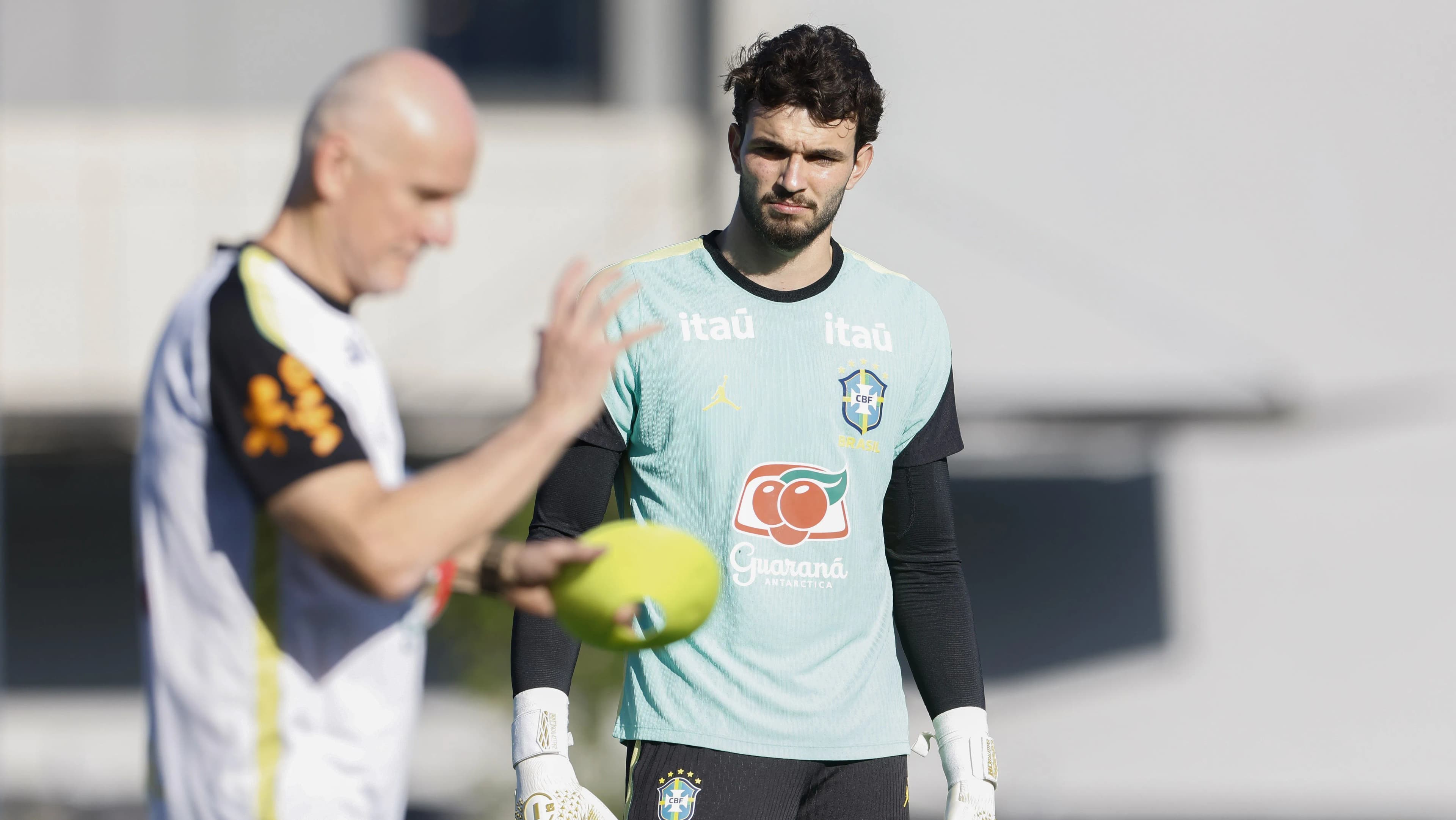 Otávio, do Cruzeiro, pode estrear no gol da Seleção Brasileira contra a Austrália