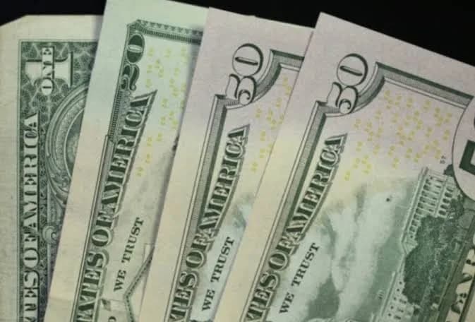 Após 1º turno, semana é a melhor para Bolsa e dólar desde 1994
