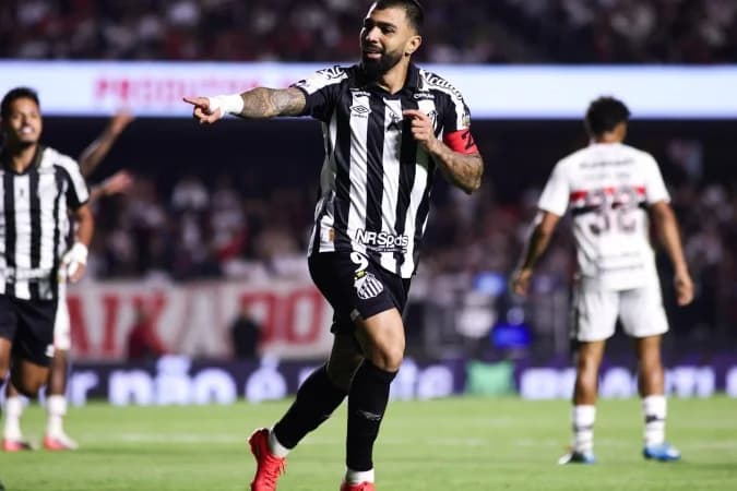 Com dois gols de Gabigol, Santos vira sobre o São Paulo e vence clássico no Morumbis