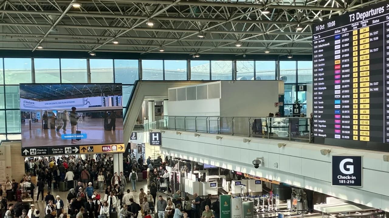 Falha técnica provoca caos no controle de tráfego aéreo da Itália