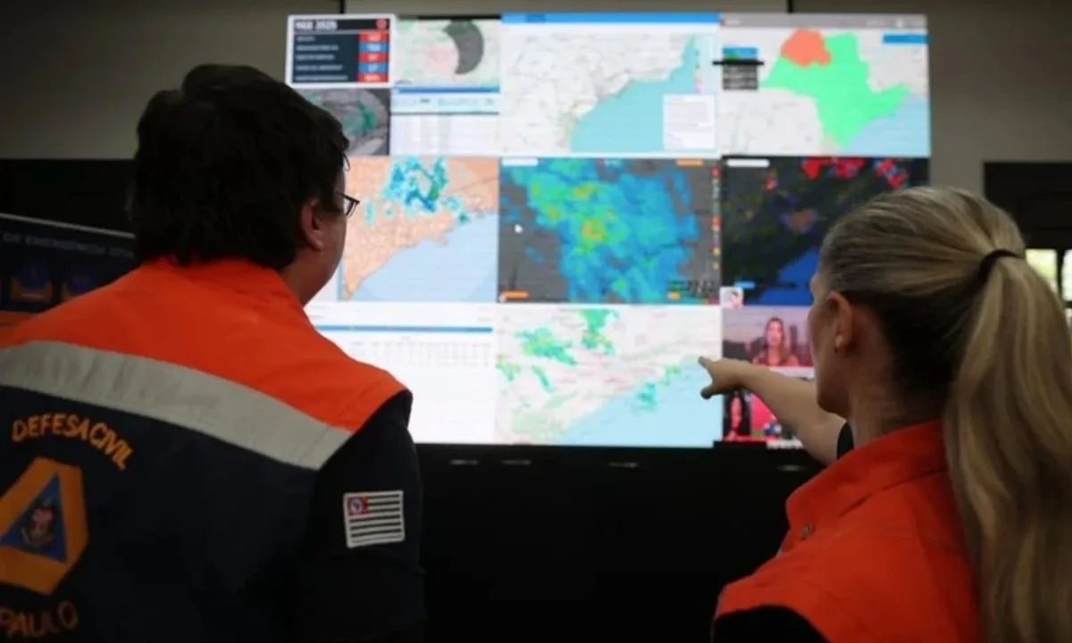 Defesa Civil emite alerta para chuva forte e ventos intensos no Grande ABC