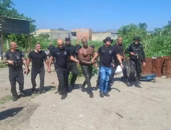 Dois presos estrangeiros tentam fugir de presídio em Bangu e são recapturados