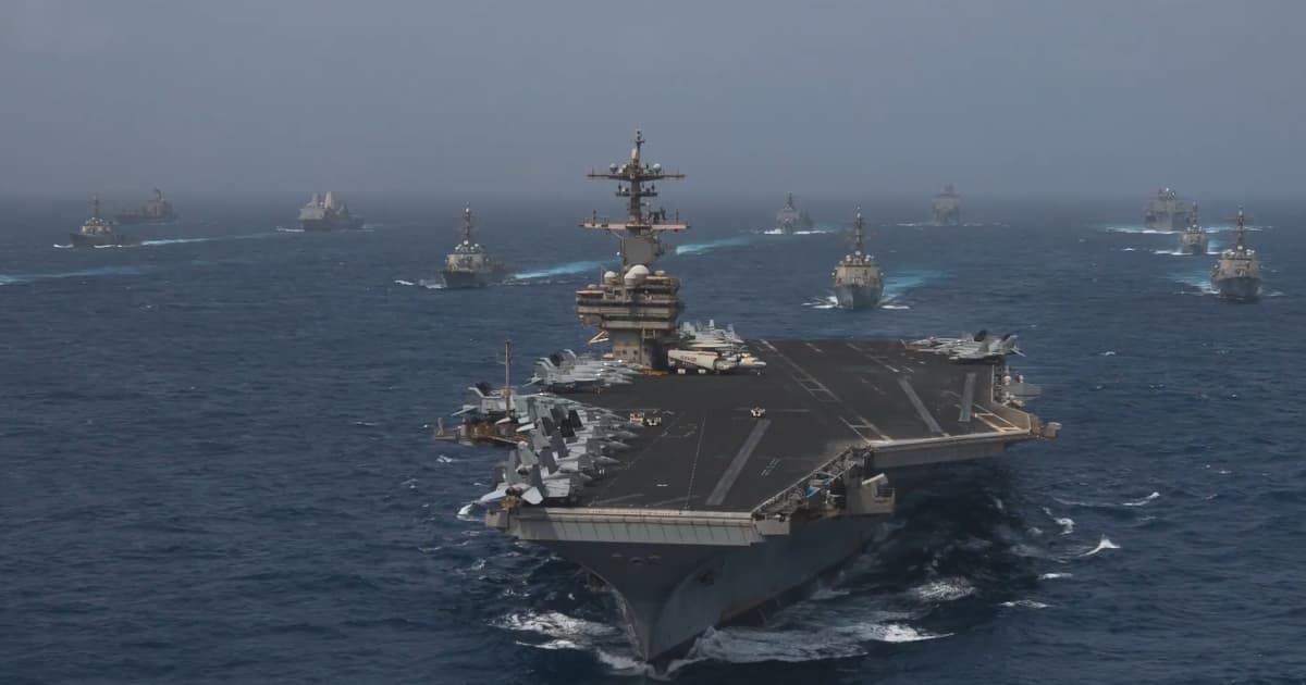 EUA completam sexta noite de bombardeios contra o Irã e mantêm bloqueio naval