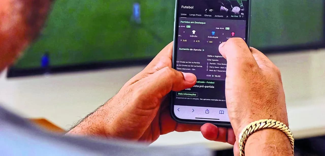 Saldo em contas de apostas cai R$ 652 milhões por dia após proibição das bets