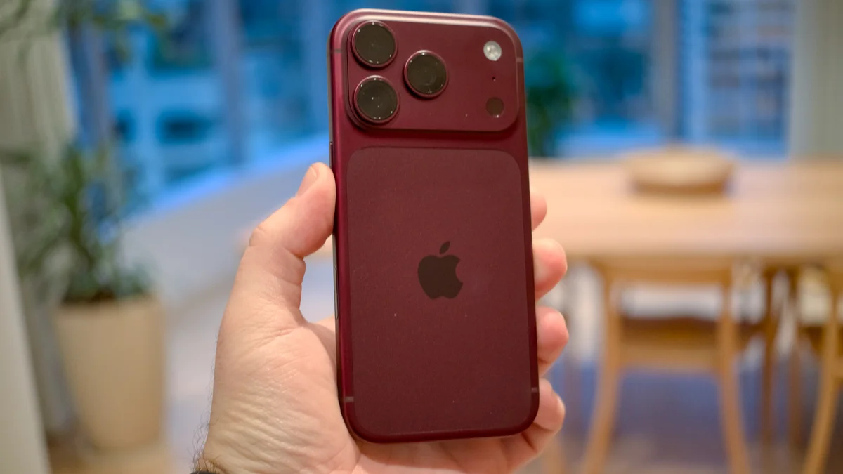 Apple lança atualização de emergência para corrigir falha usada em ataques hackers