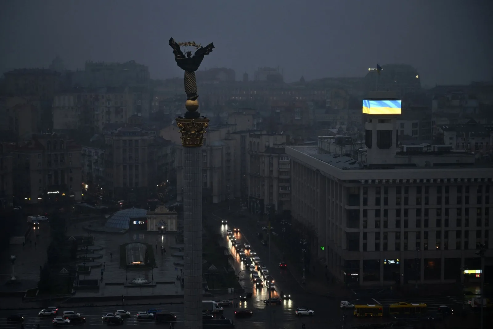 Novo ataque russo à região de Kiev mata criança e deixa feridos