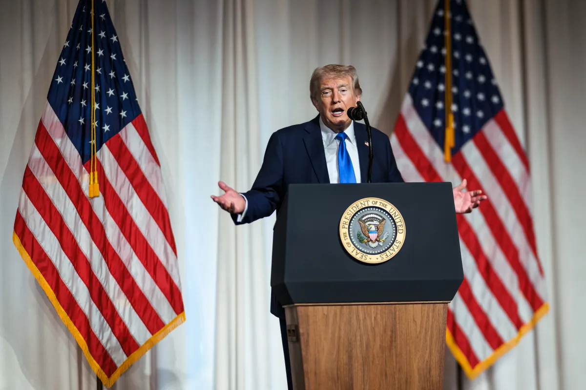 Casa Branca lança canal 'Trump TV' no dia em que rede de emissoras suspende cobertura