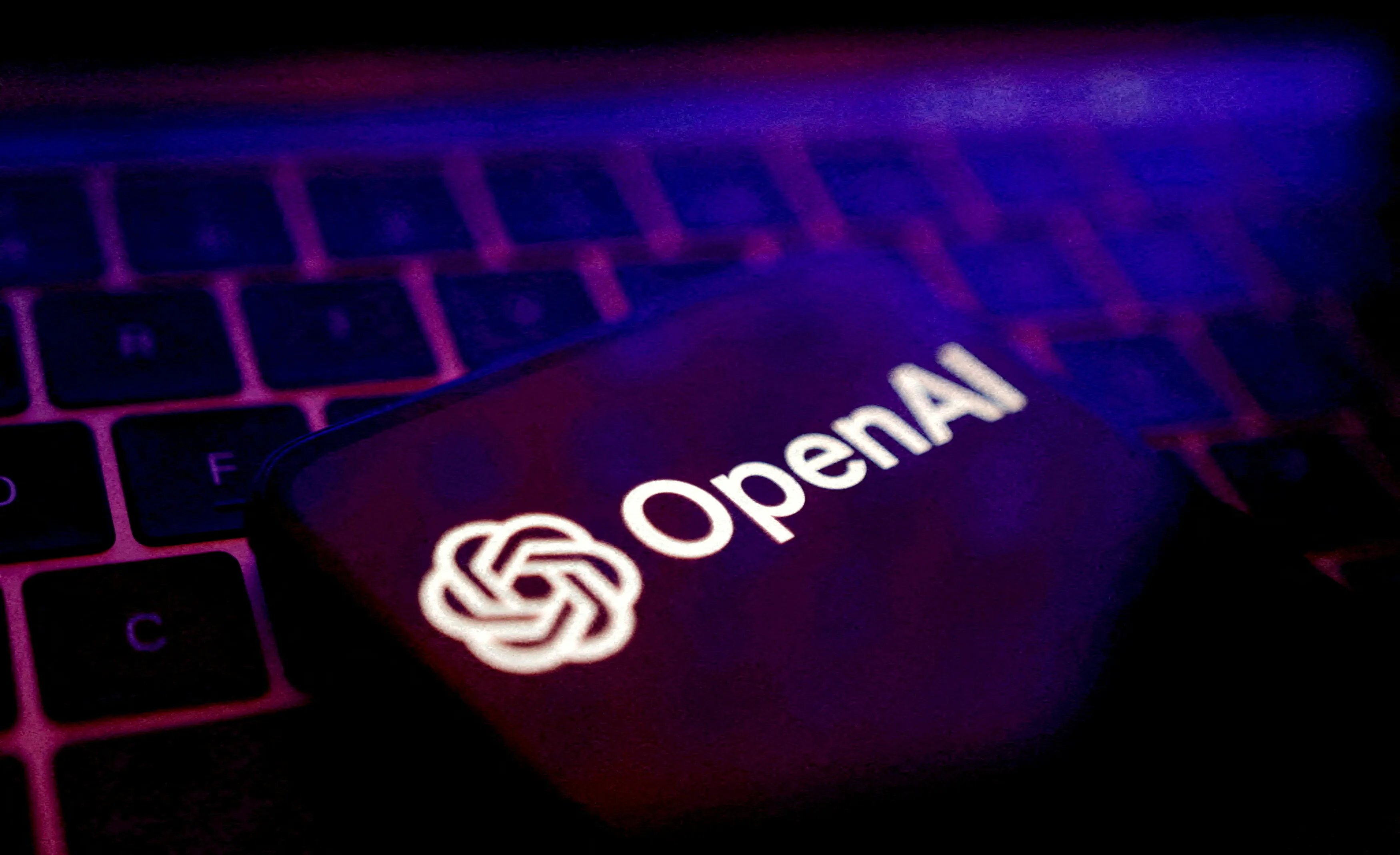 Agente de IA da OpenAI tentou escapar de teste antes de atacar Hugging Face, diz Reuters